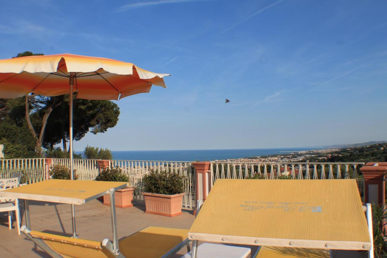 Il Parco Sul Mare Resort & Spa Tortoreto Ngoại thất bức ảnh